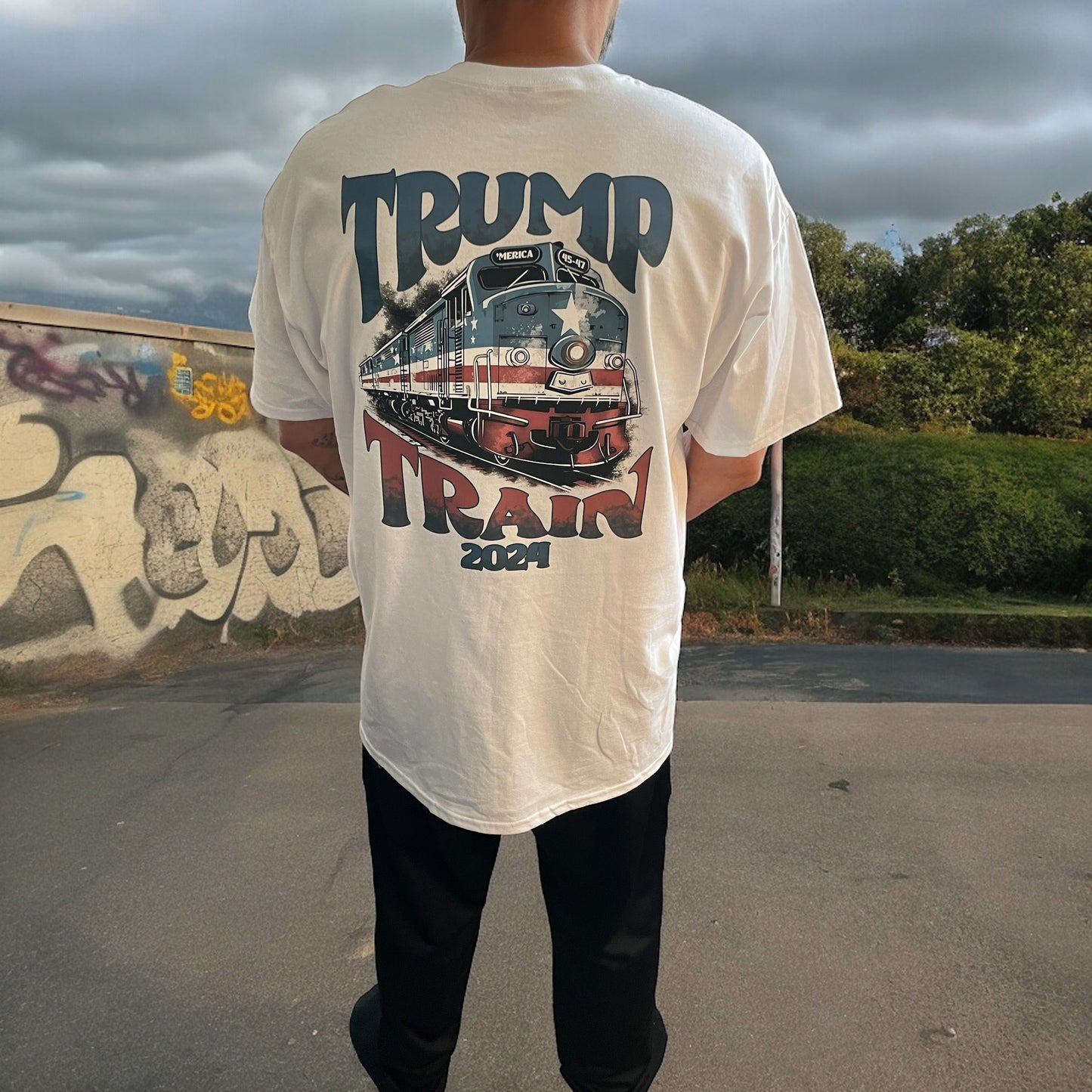 Short sleeved Mens LG shirt TRUMP TRAIN 2024